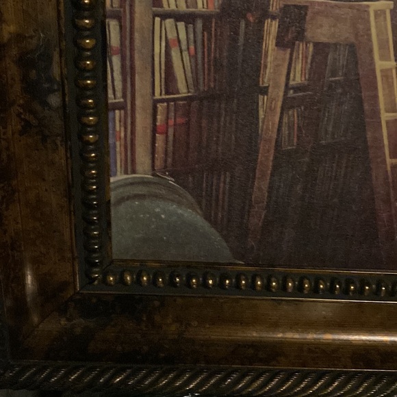 “THE LIBRARIAN”. Exquisite wall art. Formally in my library. Excellent condition - Picture 5 of 9